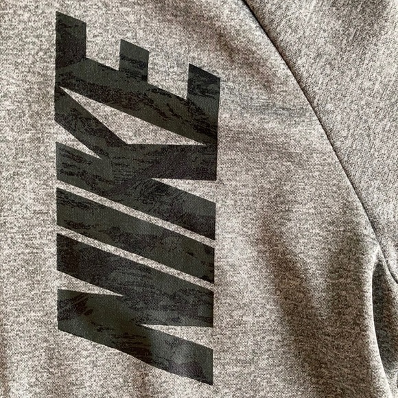 Nike hoodie - Picture 2 of 7